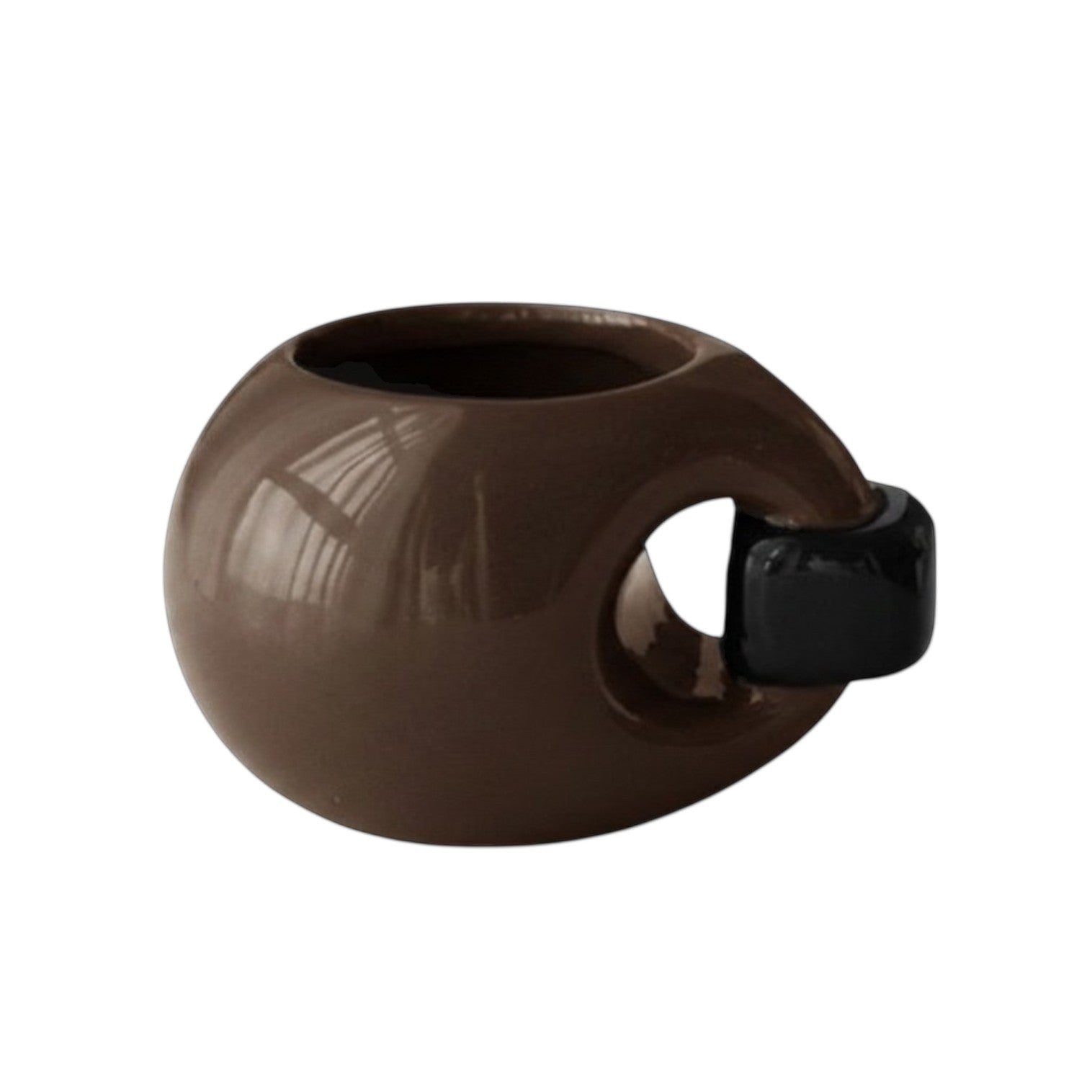 HOMELIVY chunky round ceramic mug in brown with a contrasting black square handle