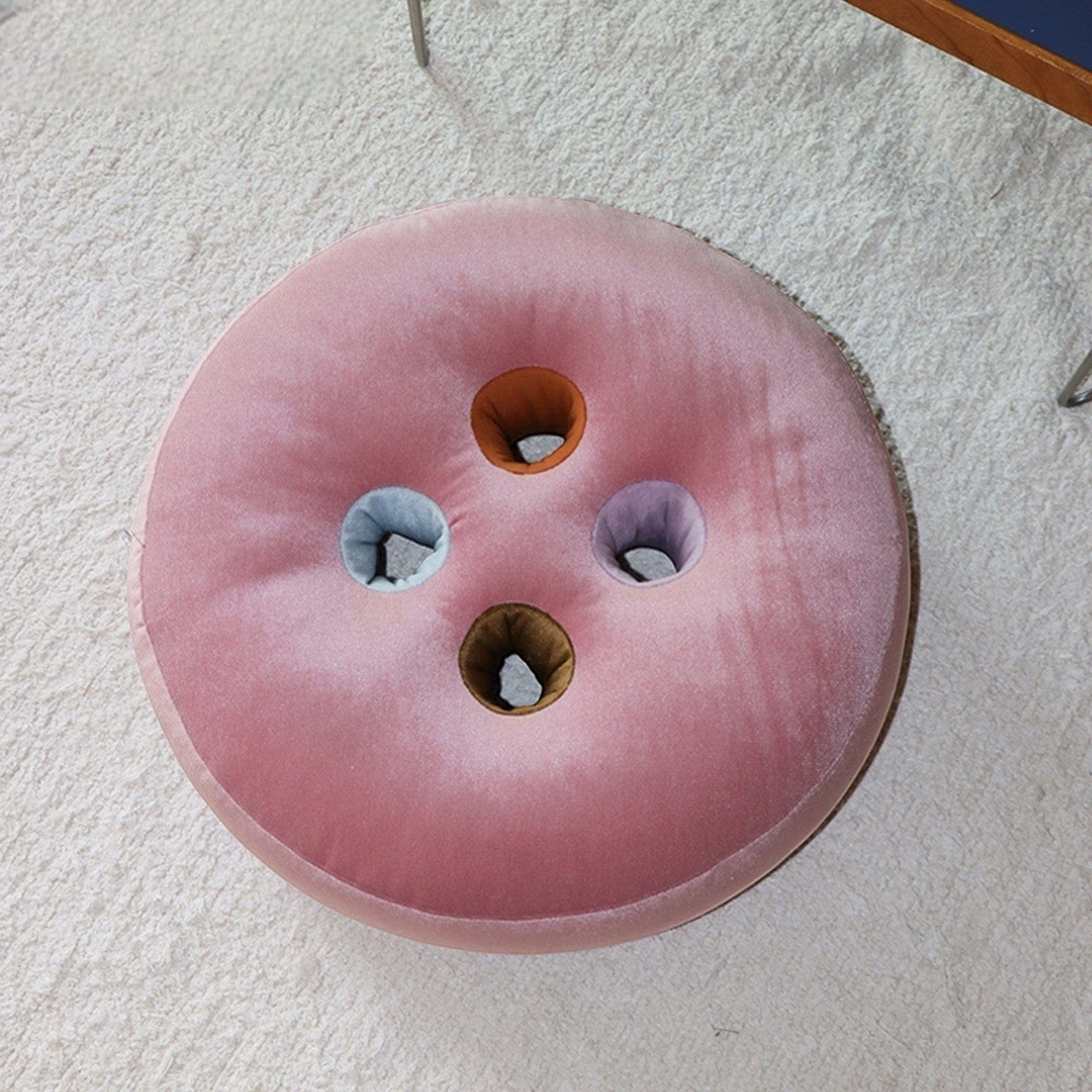 HOMELIVY pink velvet round seat cushion with button design and colorful inserts, 50cm diameter.