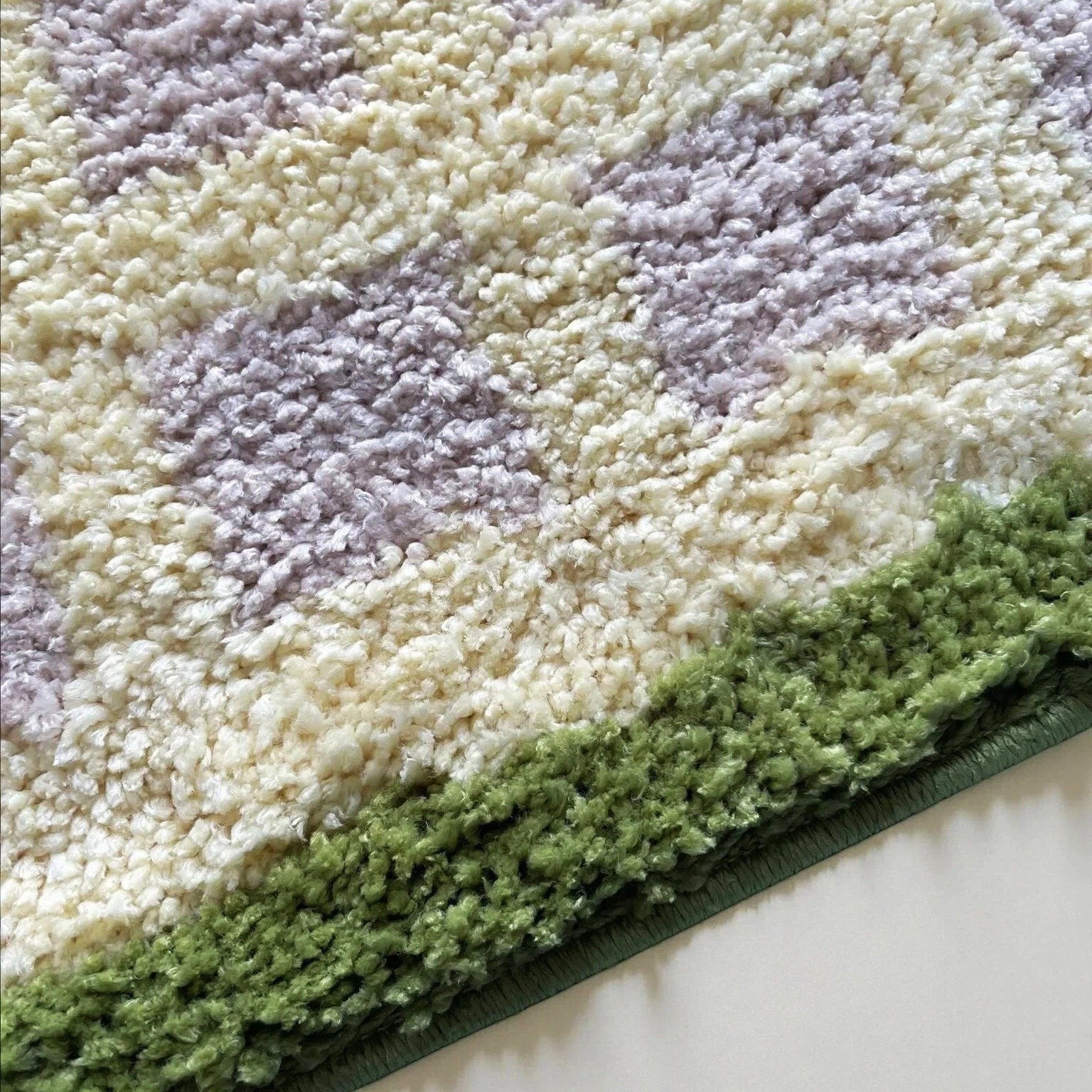 Pastel purple checkered bath mat rug