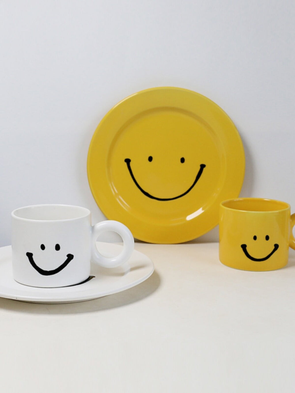 Smiley Face Mug Plate Set