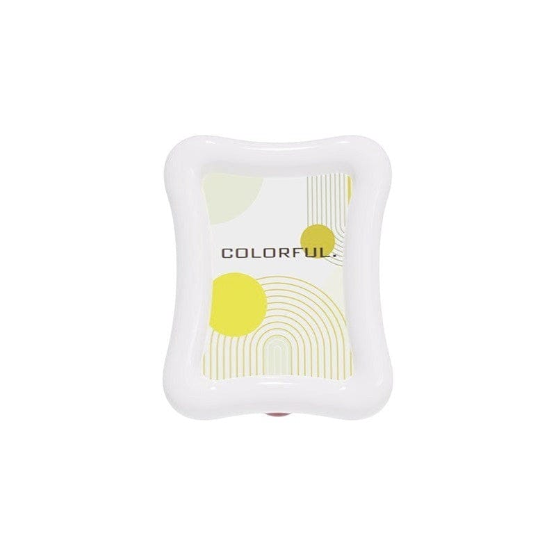 Retro Wavy Photo Frame