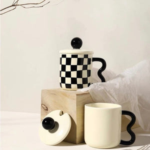 Checkered Wavy Handle Mug