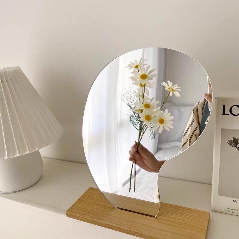Curved Asymmetric Table Mirror - Homelivy