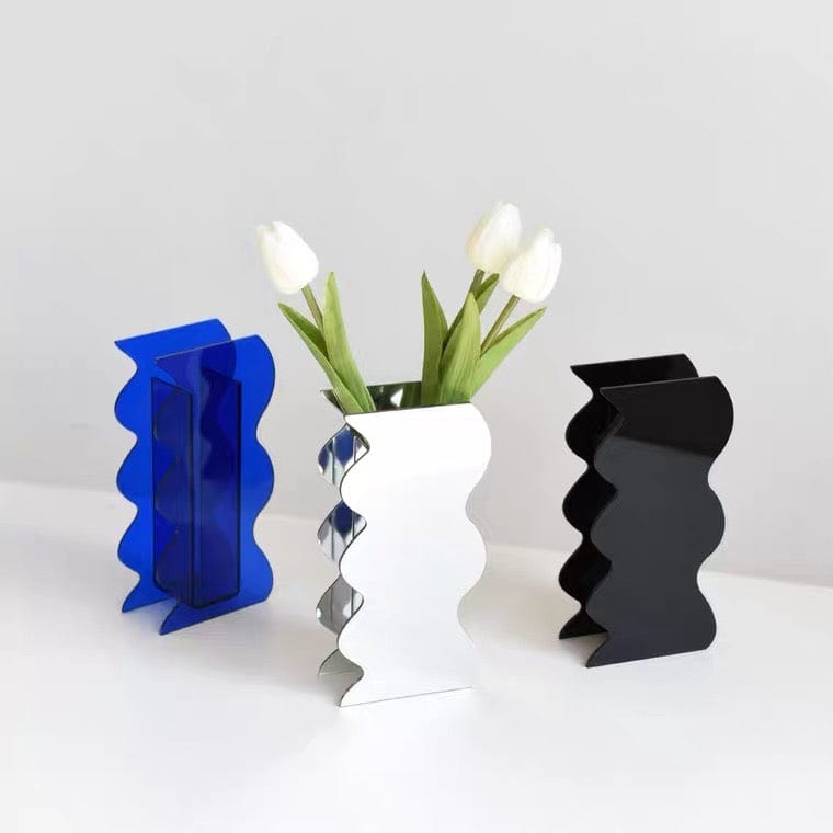 Wavy Acrylic Flower Vase