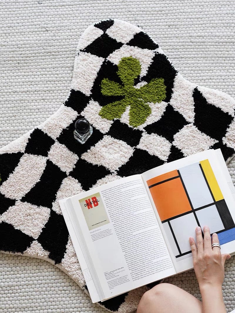 Black Wavy Checker Print Bath Mat Rug