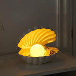 Load image into Gallery viewer, white seashell lamp and jewellery tray
