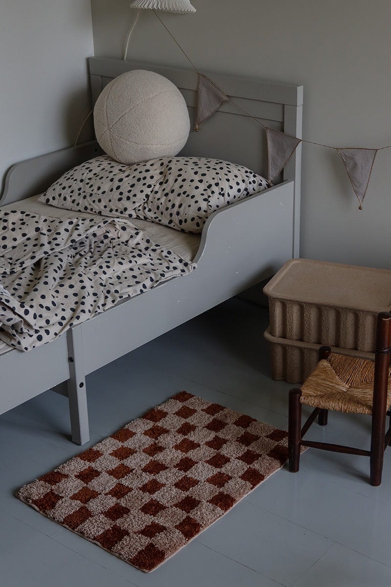 Brown checkered rug bath mat
