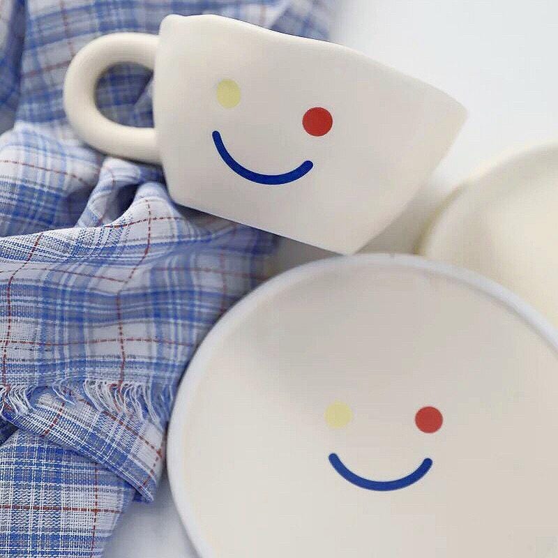 Smiley Face Tea Cup